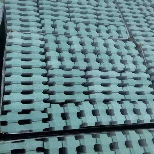 吉首鼎典建材 预制植草砖铺装与高效沟通服务，构筑湘西绿色基建